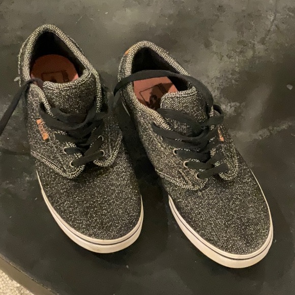 VANS - Picture 5 of 5